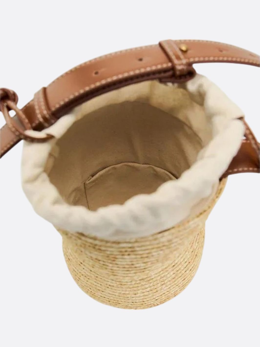 Bolso de paja marrón y cuero